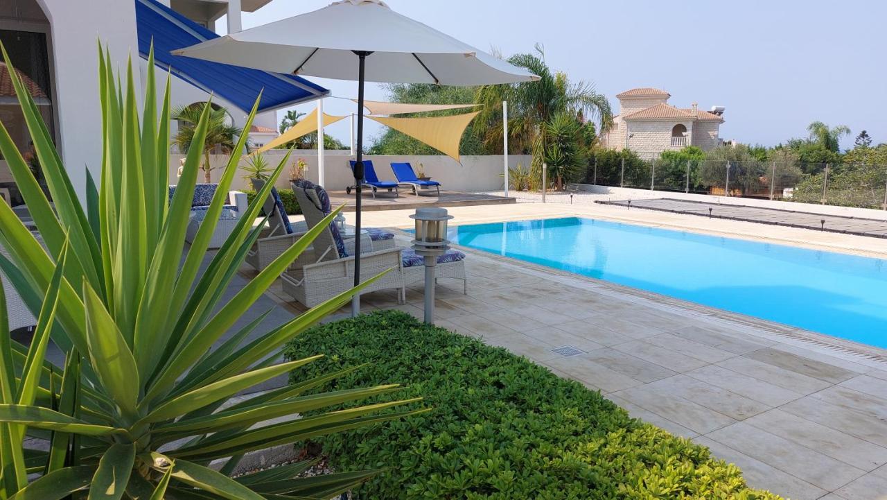Villa Verdi: Luxury Villa With Private Pool ペイヤ エクステリア 写真