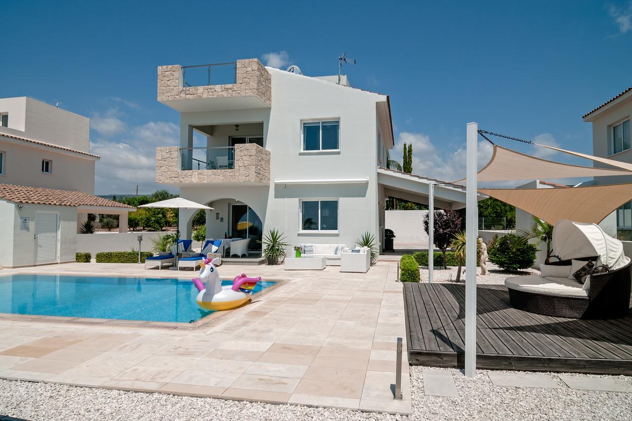 Villa Verdi: Luxury Villa With Private Pool ペイヤ エクステリア 写真