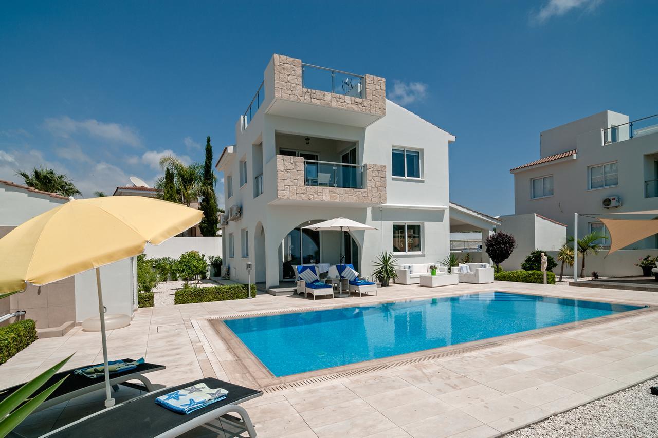Villa Verdi: Luxury Villa With Private Pool ペイヤ エクステリア 写真